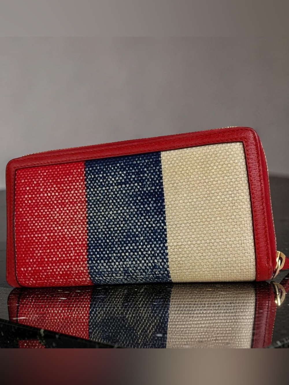 GUCCI Sylvie Stripe Signature Zip Around Wallet 😍❤️🔥 - Picture 3 of 16